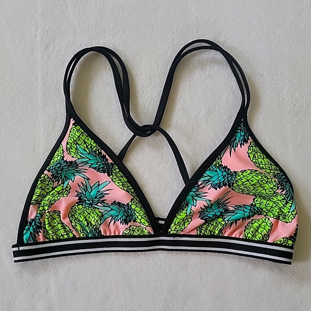 Xhilaration 🍍 Pineapple Bikini Top